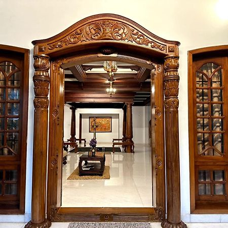 Dream Palace Alappuzha ภายนอก รูปภาพ