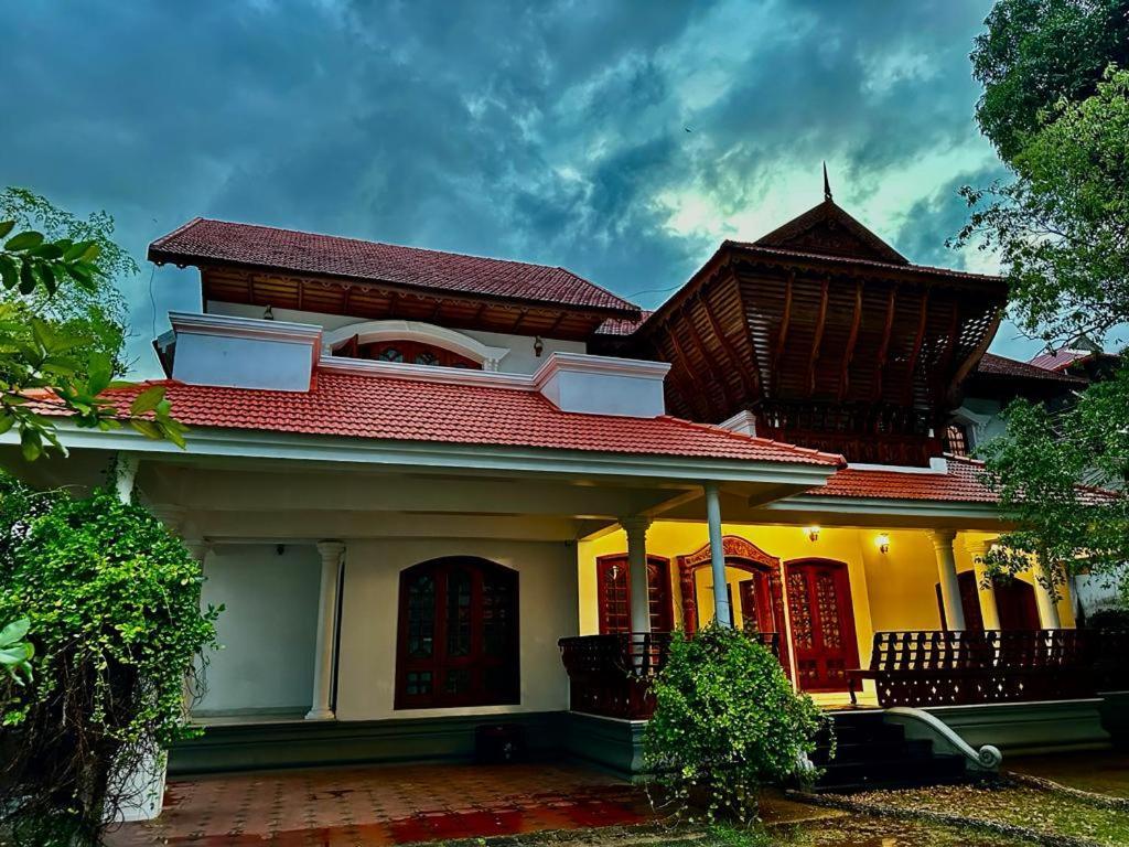 Dream Palace Alappuzha ภายนอก รูปภาพ